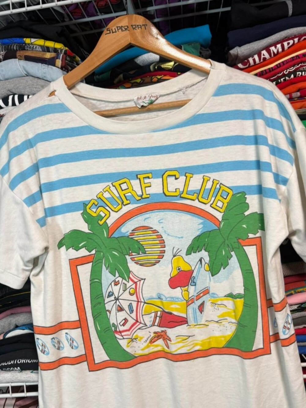 Vintage surf club duck cartoon graphic sleep shirt white